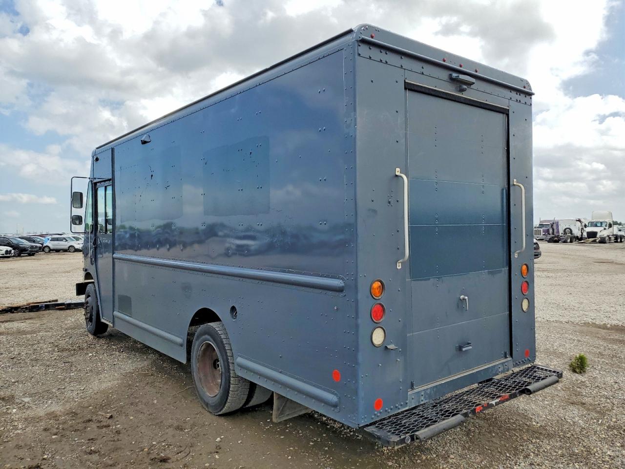Freightliner Chassis M Line Walk-in Van