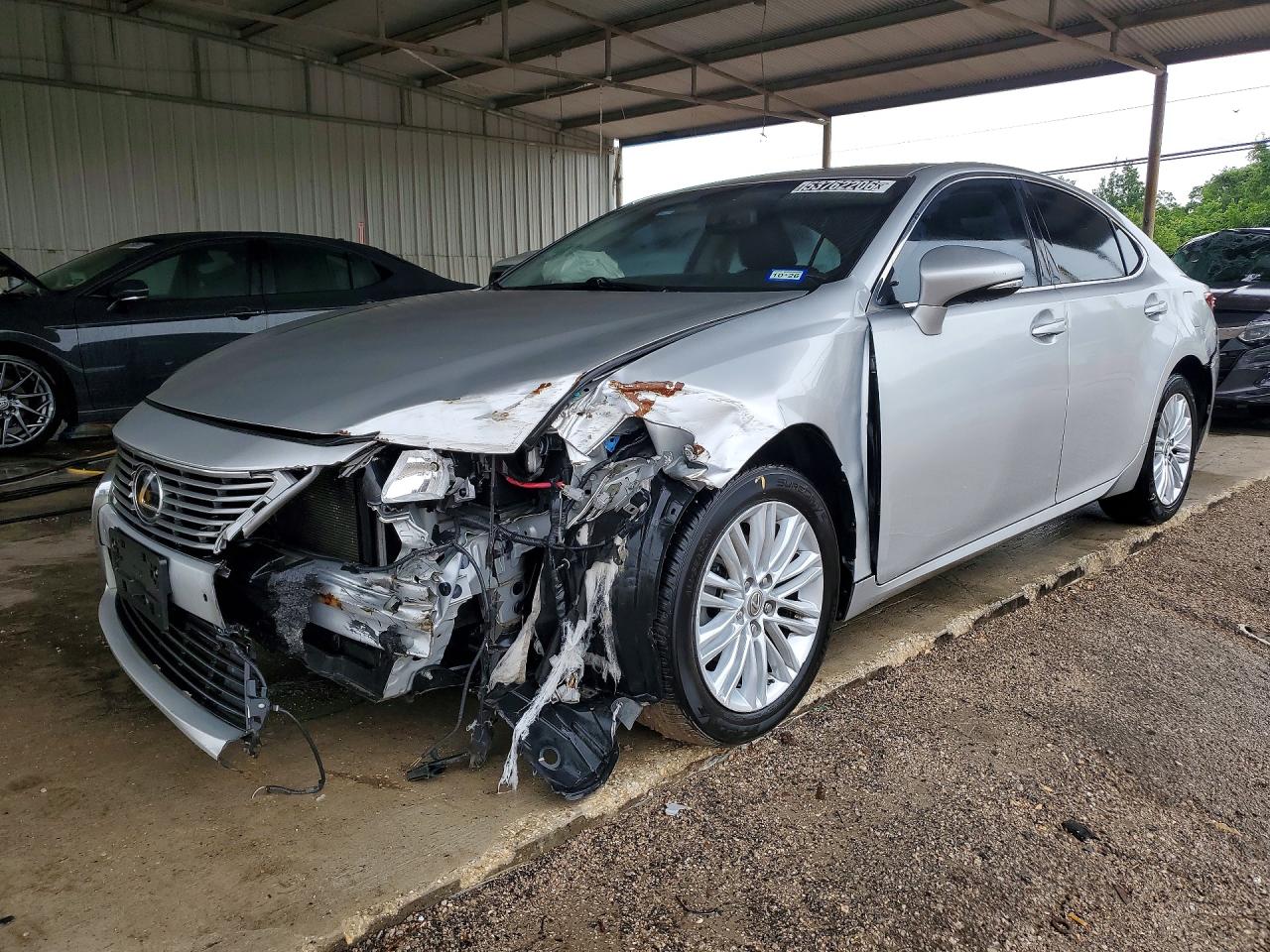 Salvage Lexus Es Image