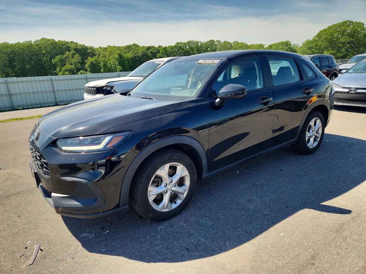 Salvage Honda HR-V Image