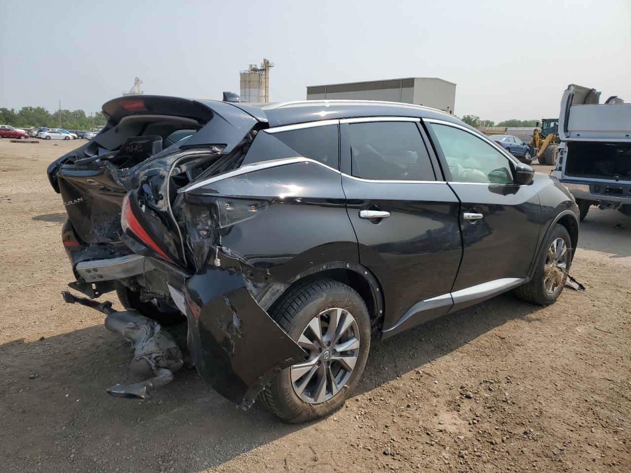 Nissan Murano S