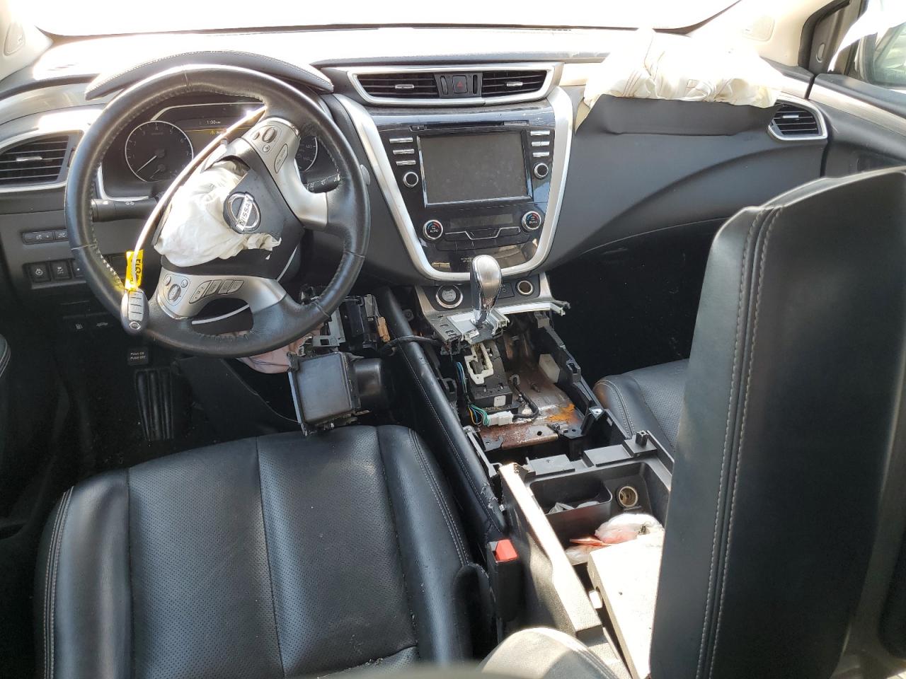 Nissan Murano S