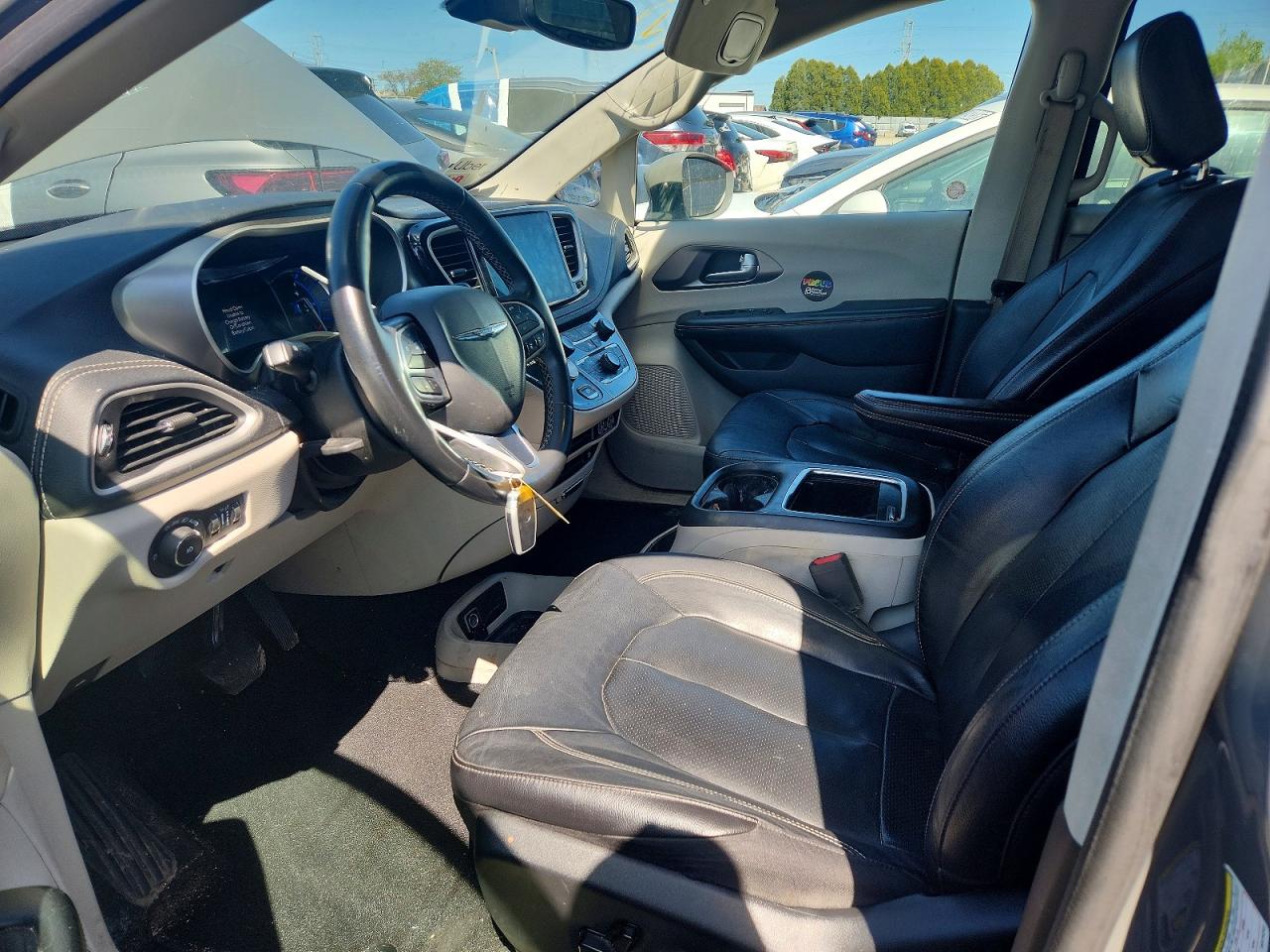 Chrysler Pacifica Hybrid Touring L