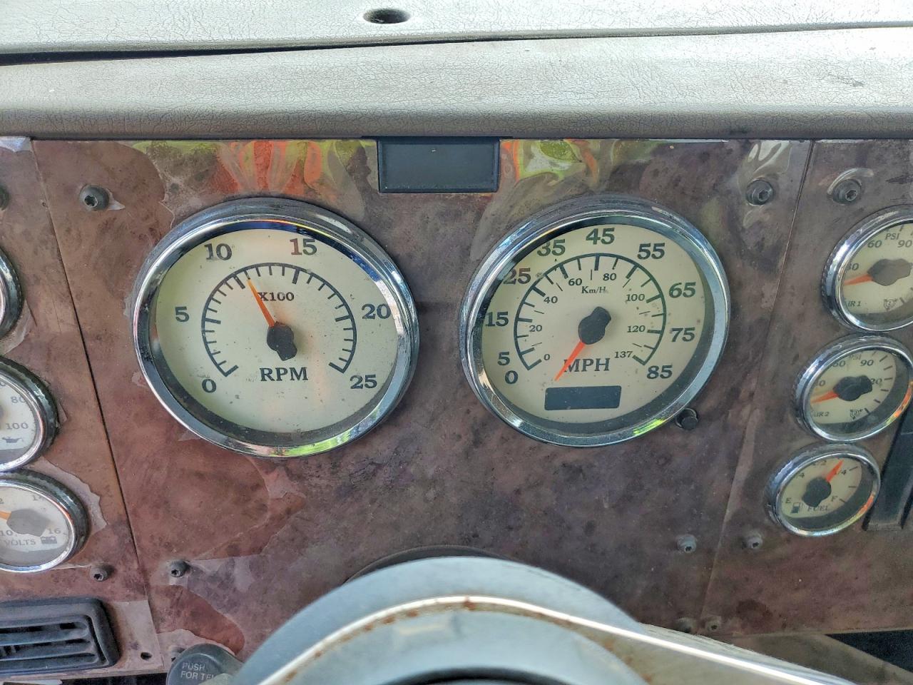 International 9200 9200i