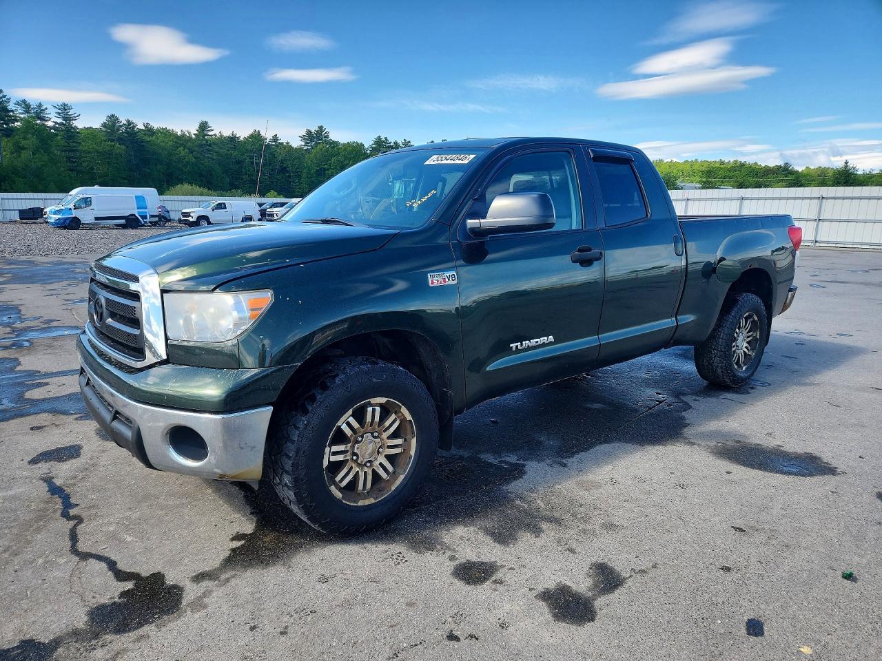 Salvage Toyota Tundra Image