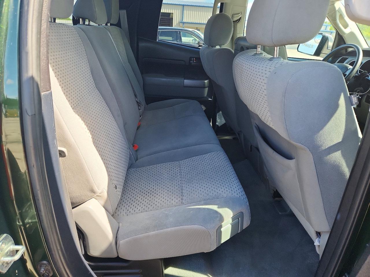 Toyota Tundra Double Cab Sr5