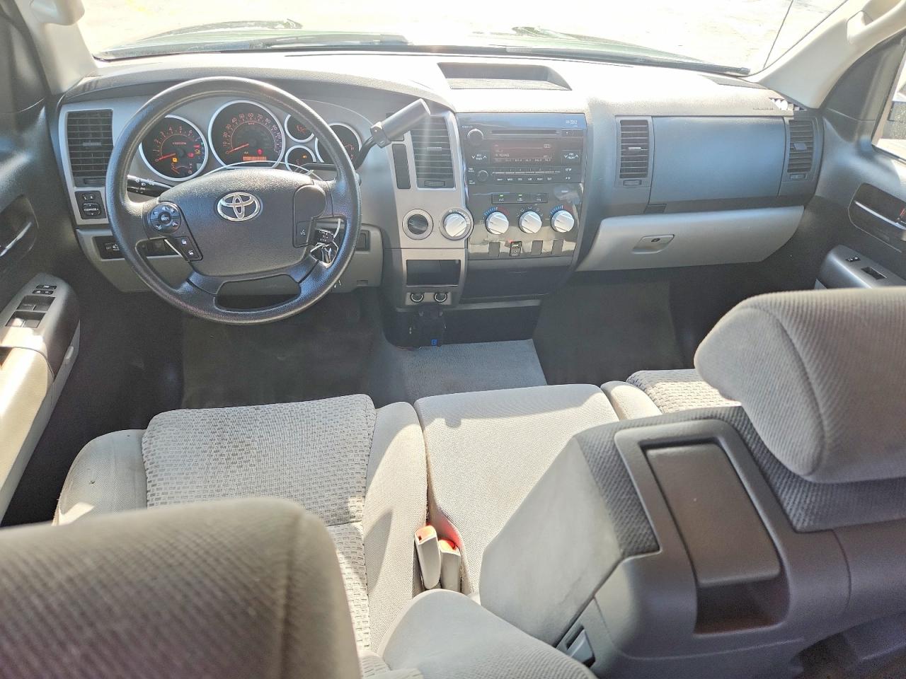 Toyota Tundra Double Cab Sr5