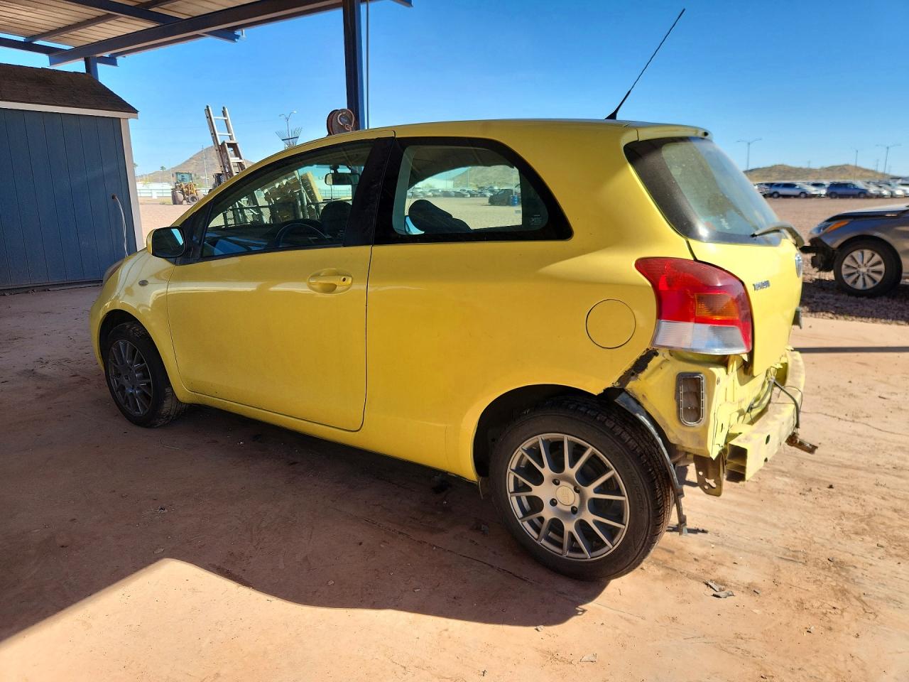 Toyota Yaris Base