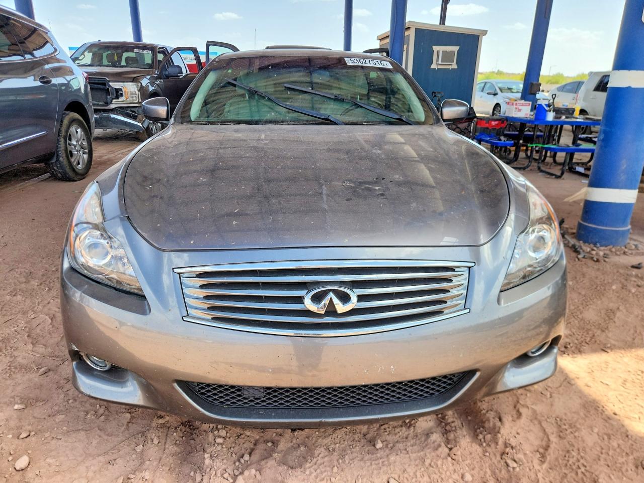 INFINITI Q60 Base