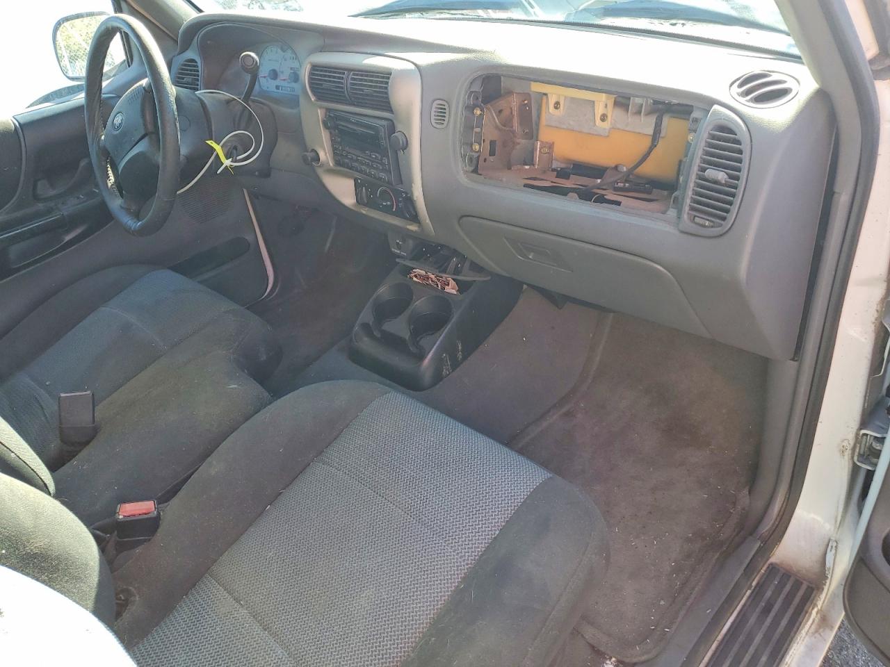 Ford Ranger Super Cab