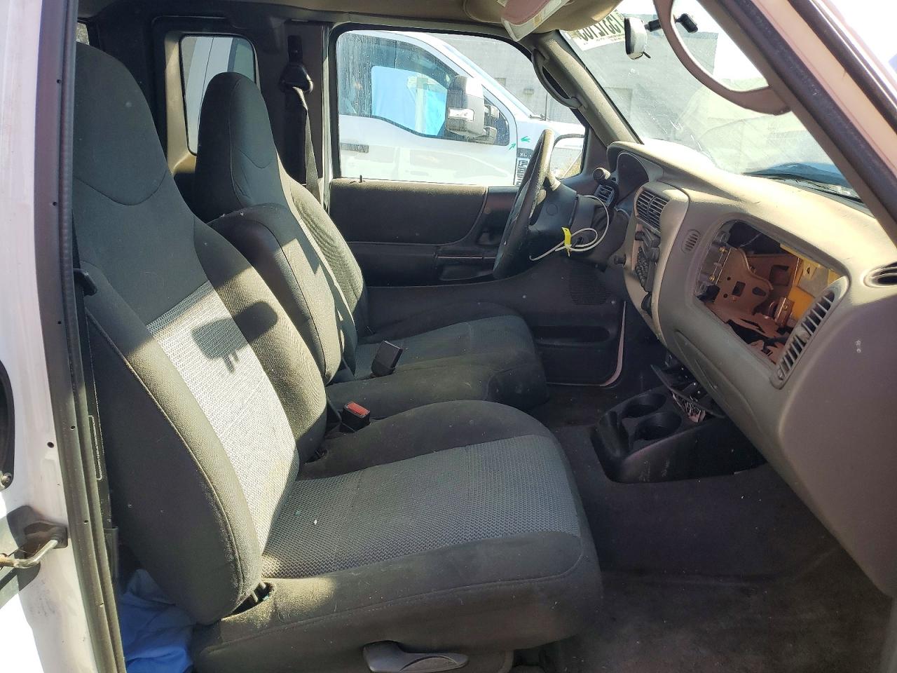 Ford Ranger Super Cab