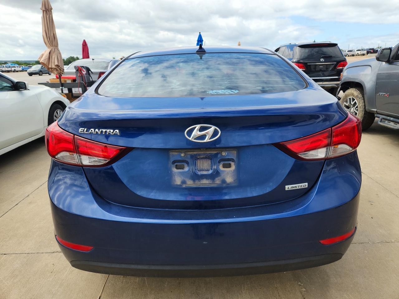 Hyun ELANTRA