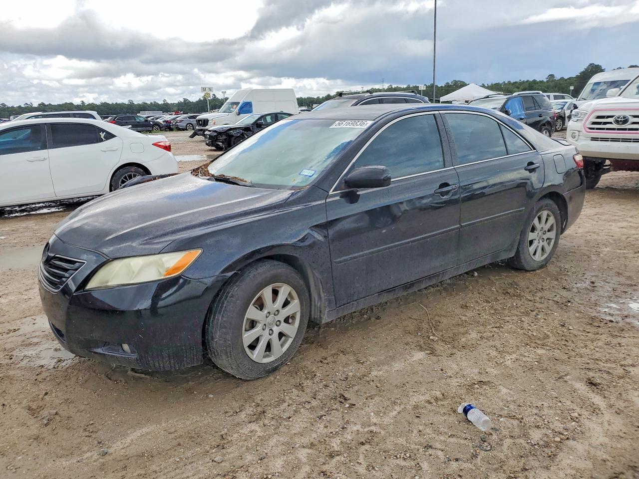 Salvage Toyota Camry Image