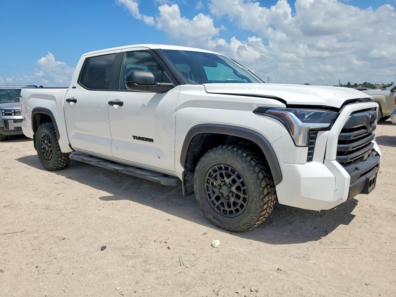 Toyota Tundra Sr5