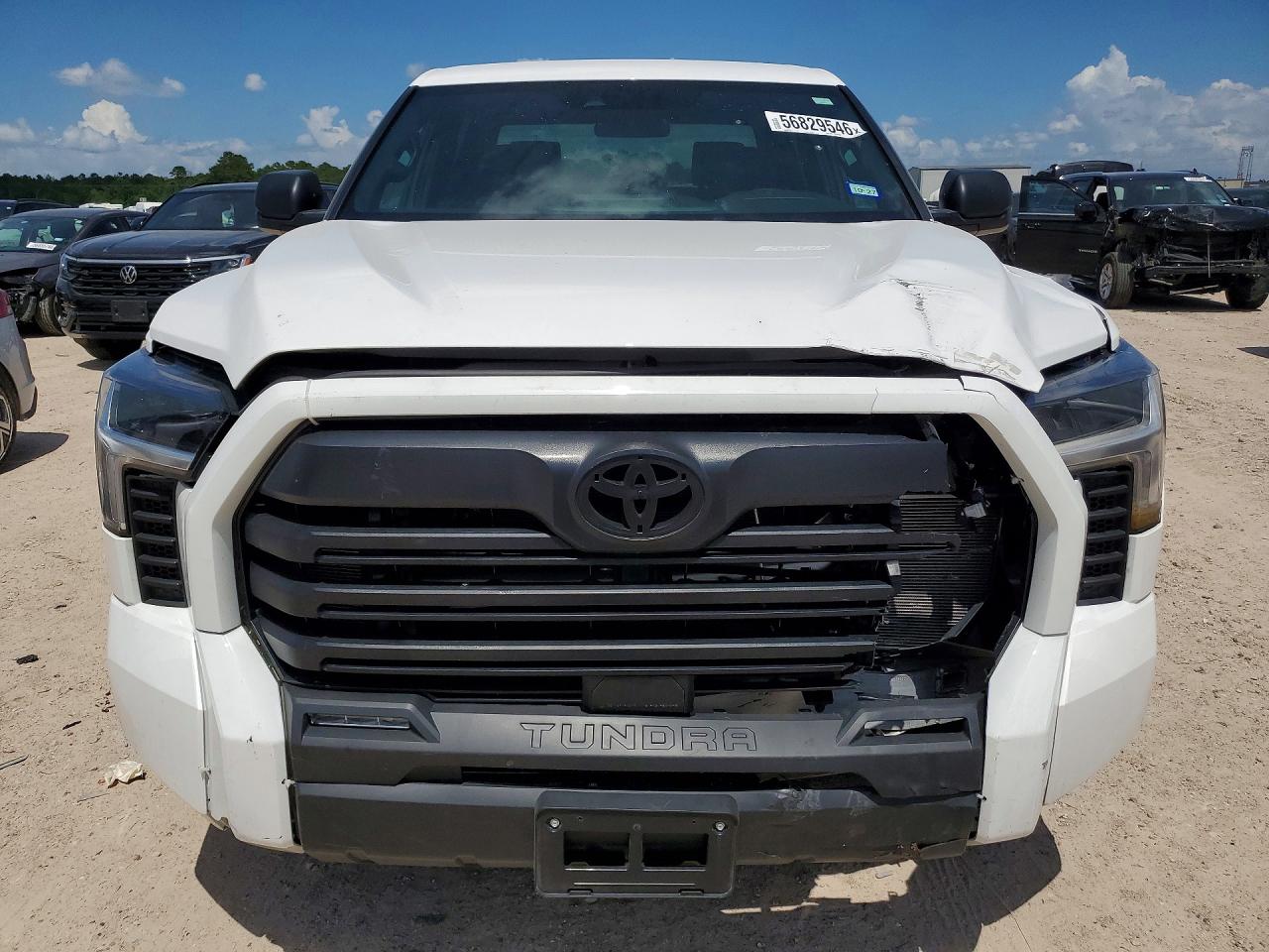 Toyota Tundra Sr5
