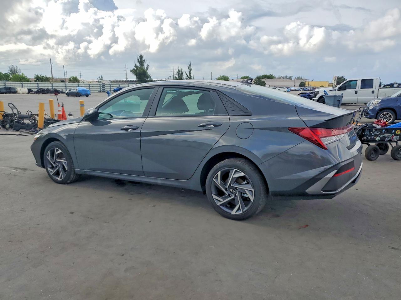 Hyundai ELANTRA Sel Sport