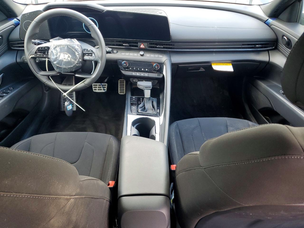 Hyundai ELANTRA Sel Sport