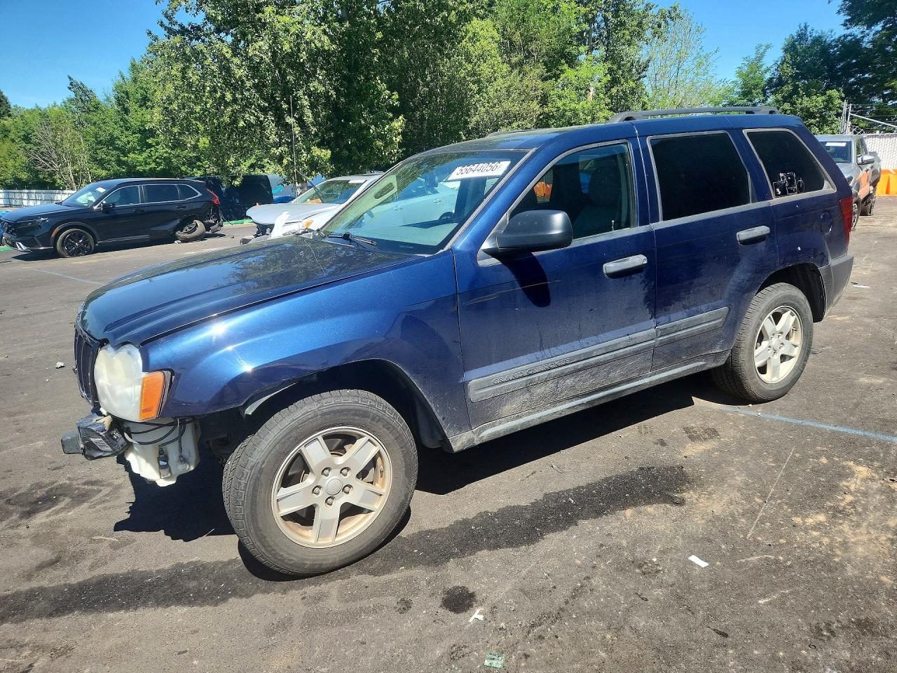 Salvage Jeep Cherokee Image