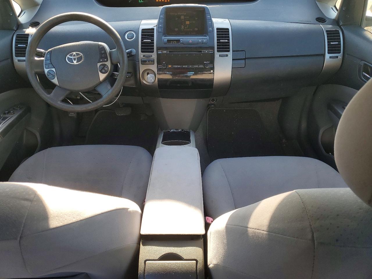 Toyota Prius Base