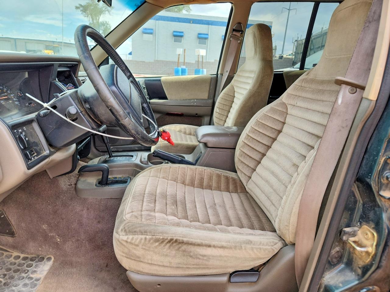Jeep Cherokee Laredo