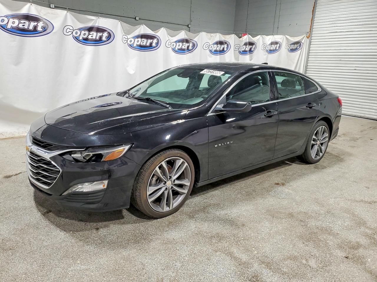Salvage Chevrolet Malibu Image