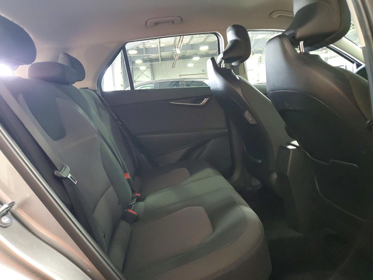 Kia Niro Lx