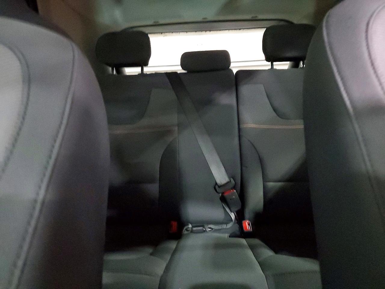 Kia Niro Lx