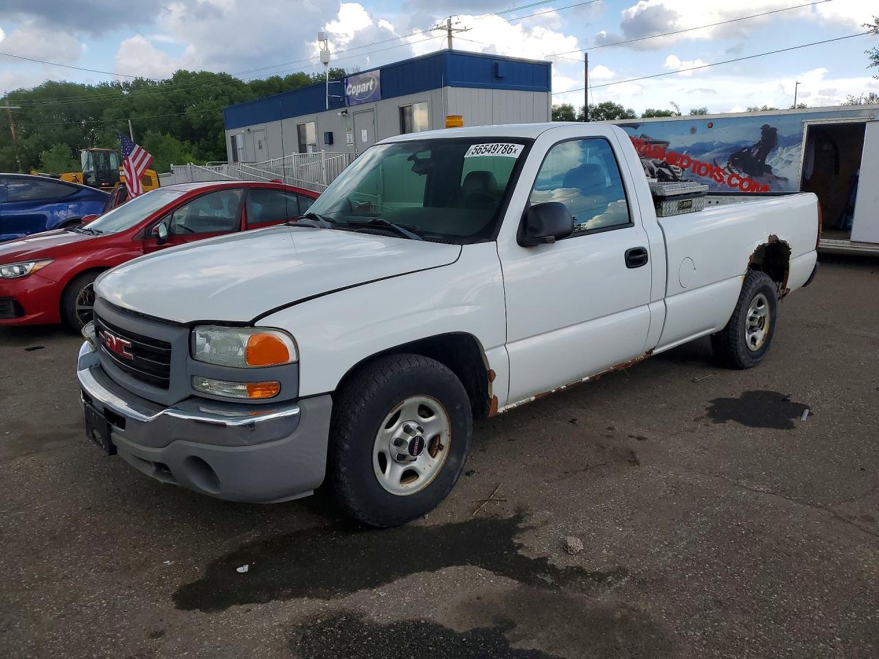 Salvage GMC Sierra Image
