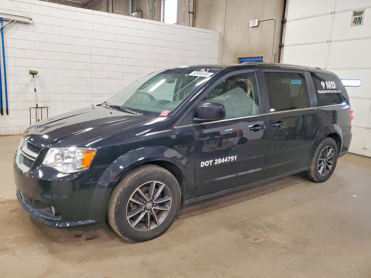 Salvage Dodge Caravan Image