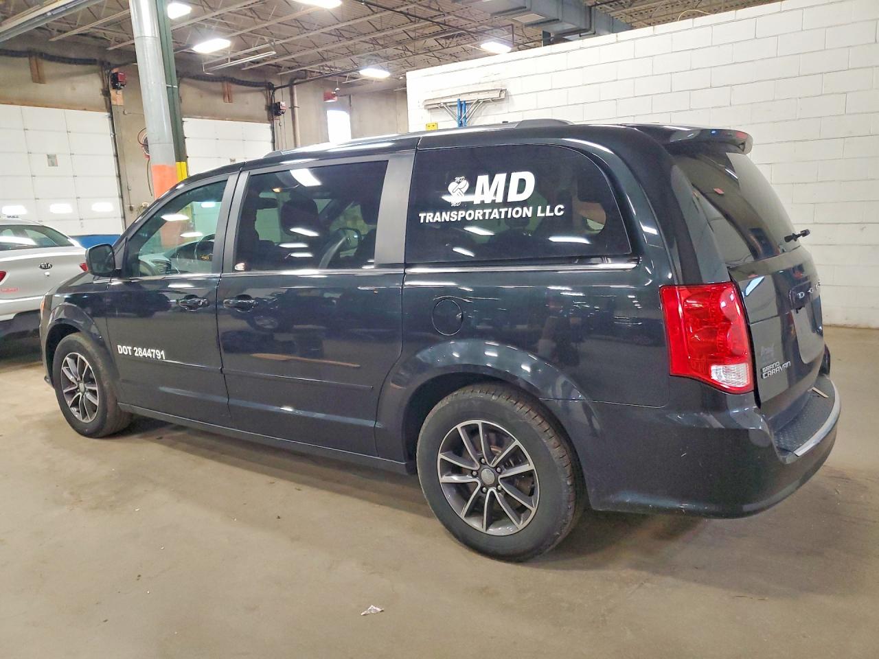 Dodge Caravan Sxt