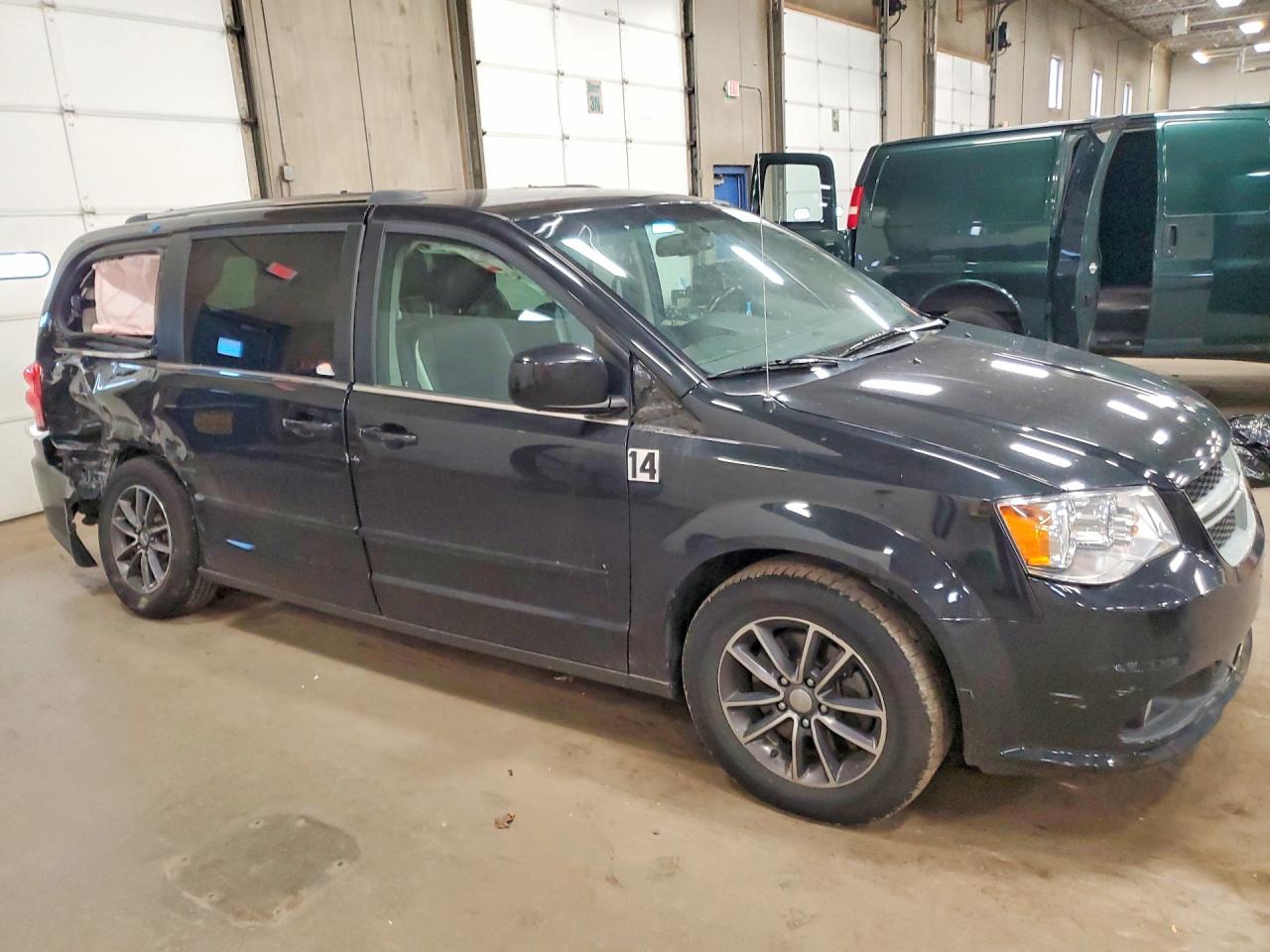 Dodge Caravan Sxt