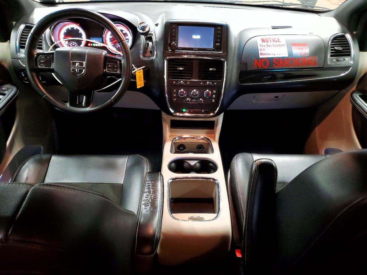 Dodge Caravan Sxt