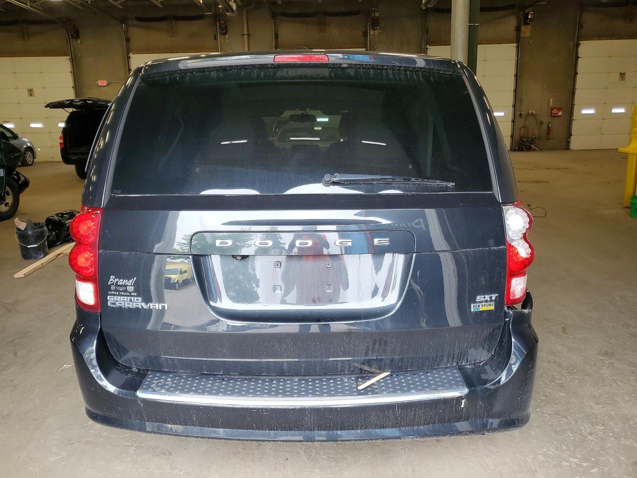 Dodge Caravan Sxt