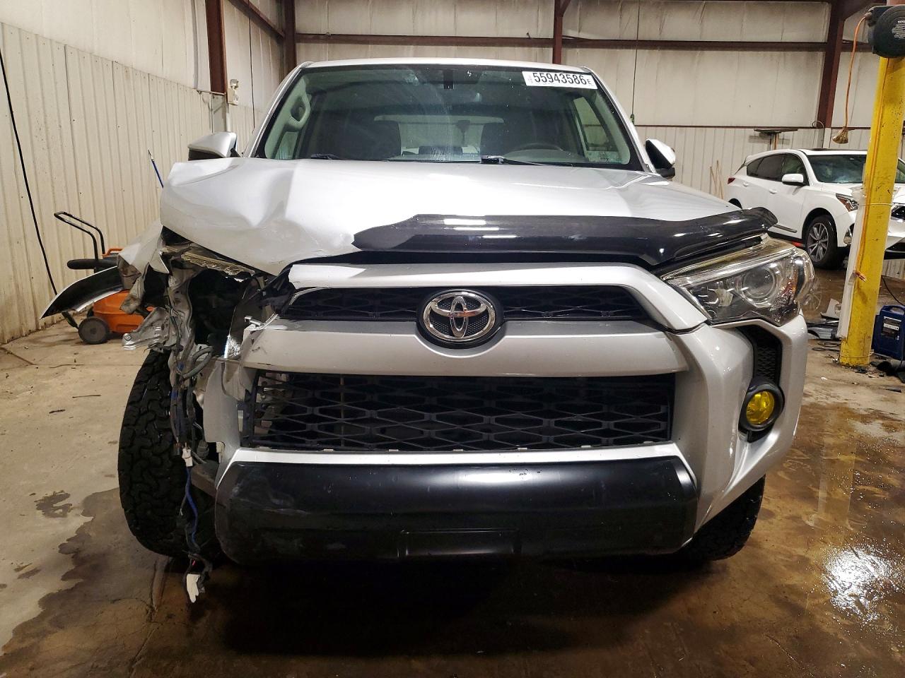 Toyota 4Runner Sr5