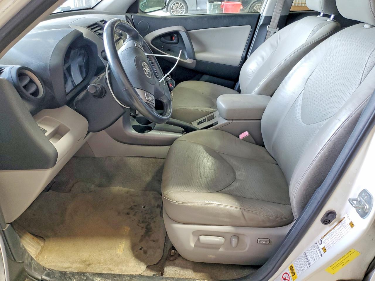 Toyota RAV4 Limited