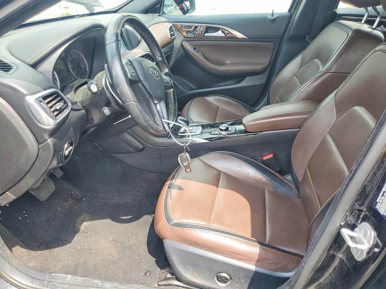 INFINITI Qx Premium