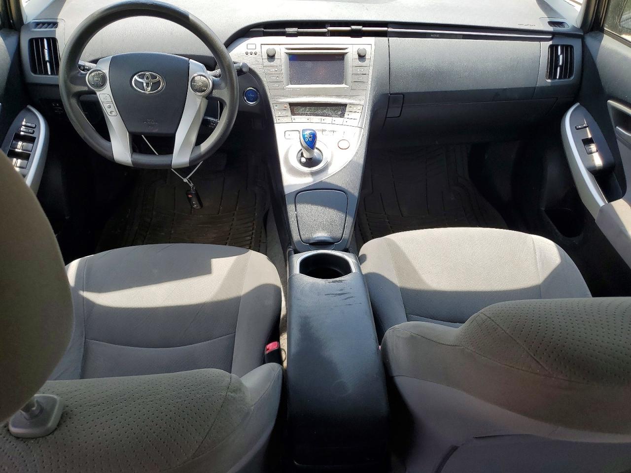 Toyota Prius Three