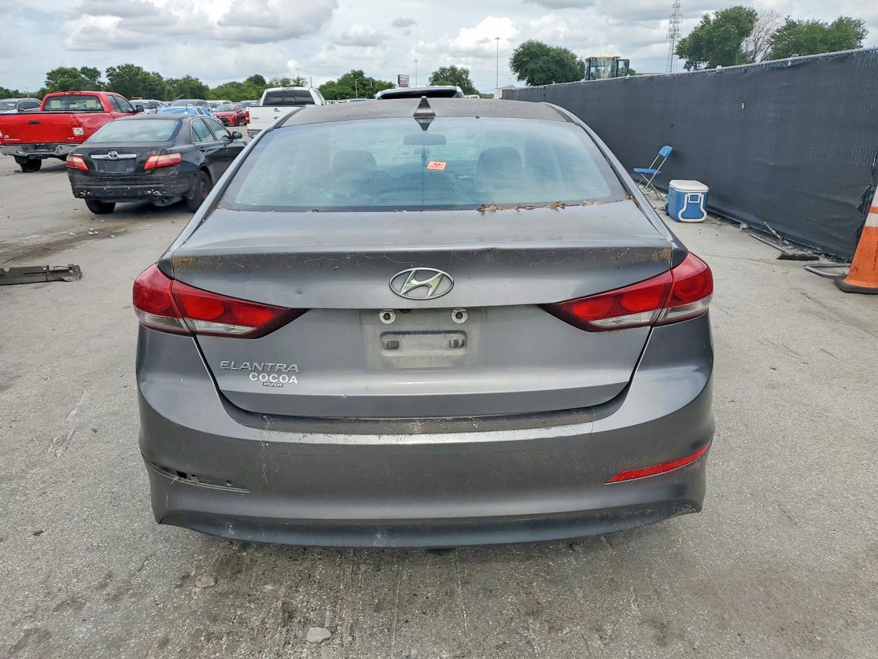 Hyundai ELANTRA Sel