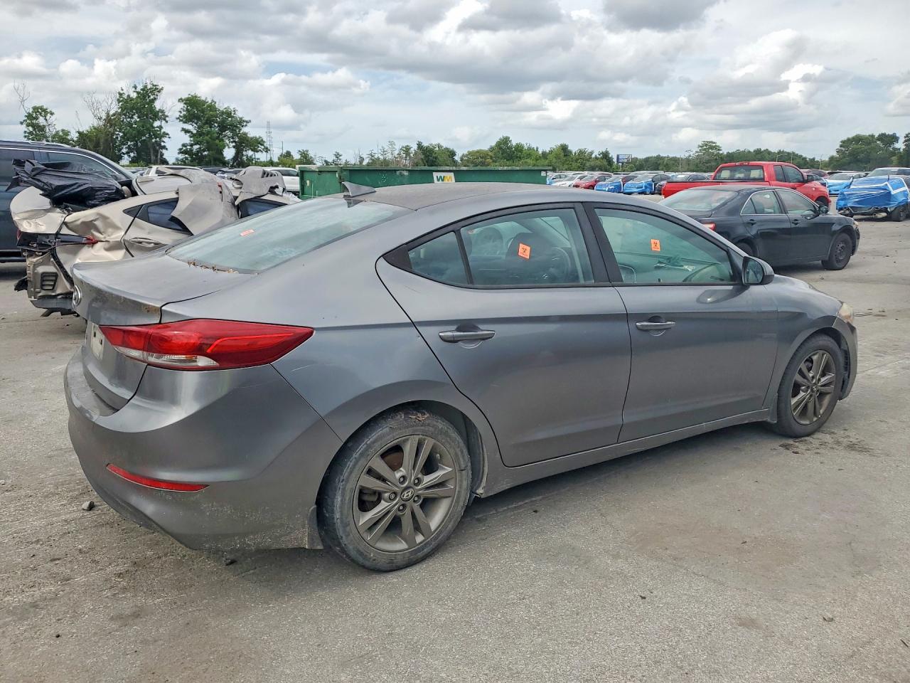 Hyundai ELANTRA Sel