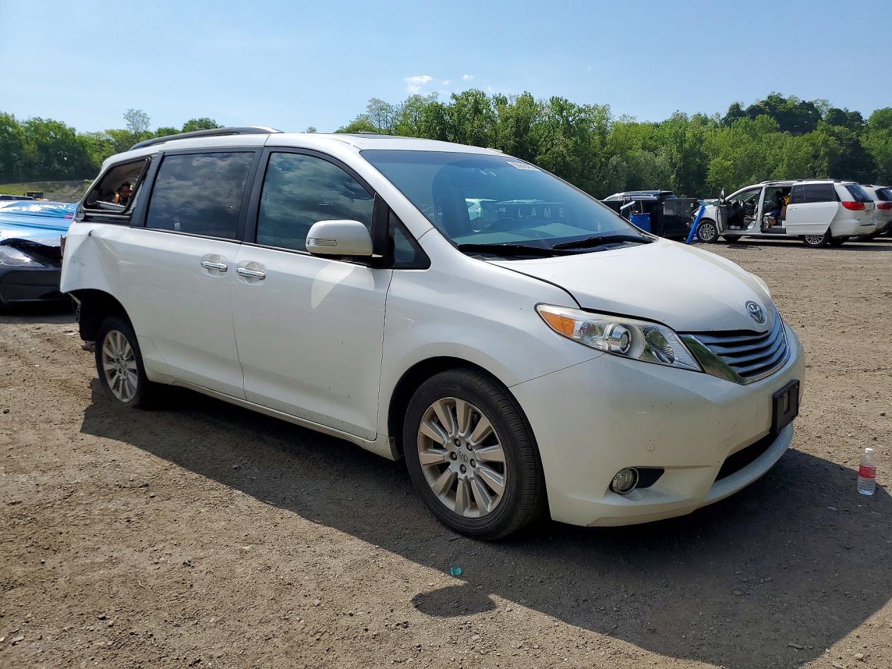 Toyota Sienna Limited 7-passenger