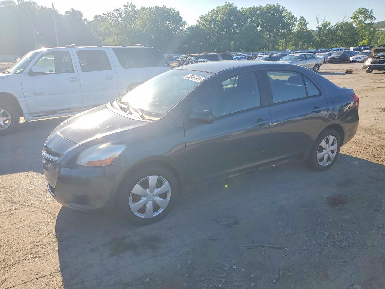 Salvage Toyota Yaris Image