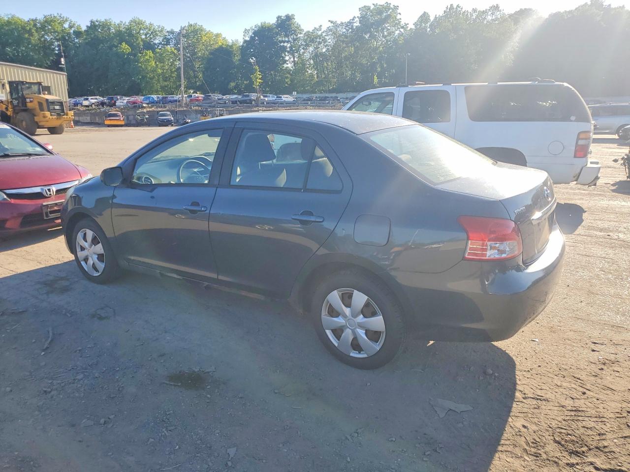 Toyota Yaris Base