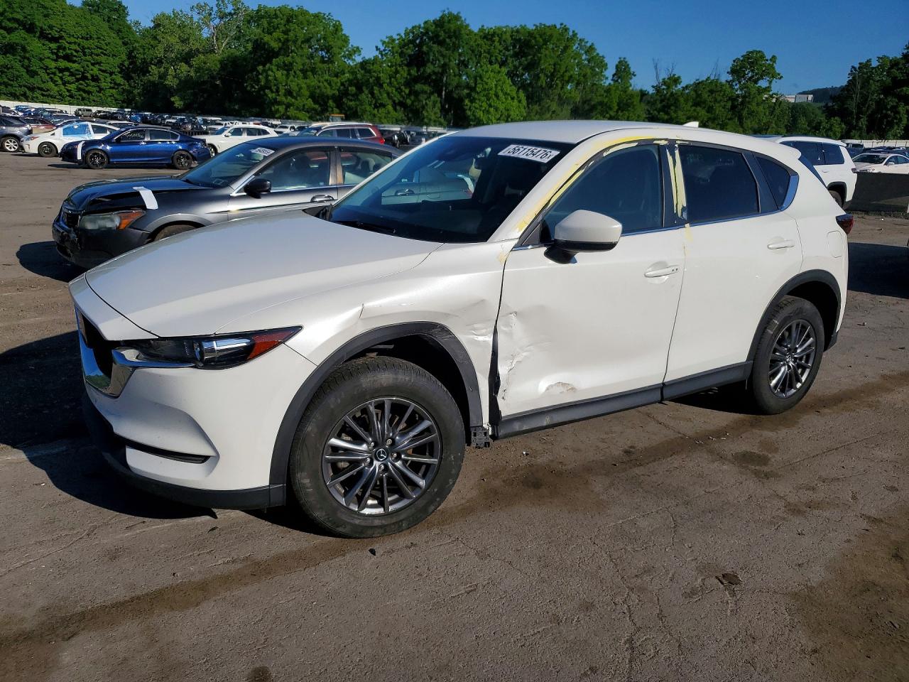 Salvage Mazda Cx Image