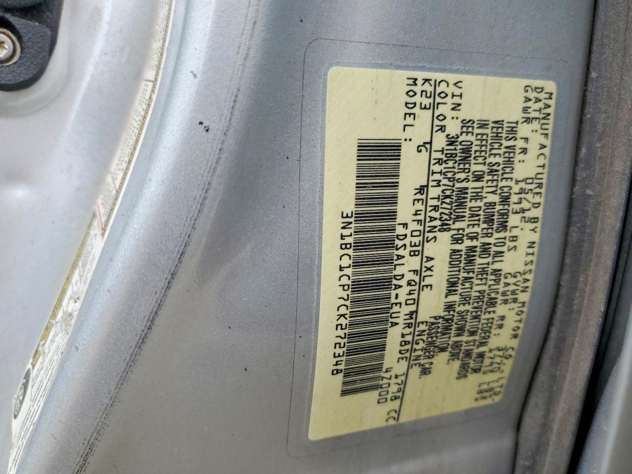 Nissan Versa 1.8 S