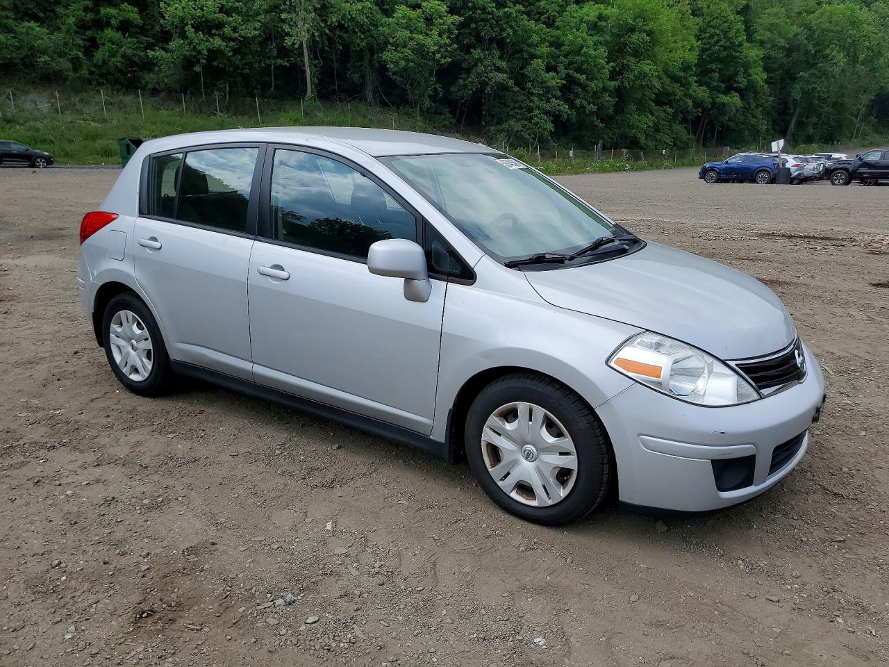 Nissan Versa 1.8 S