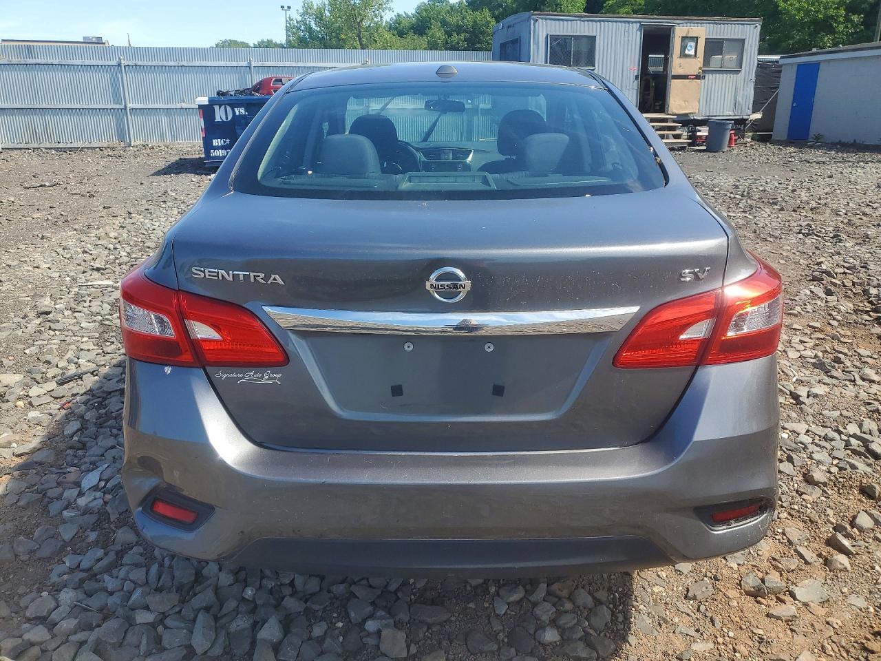 Nissan Sentra