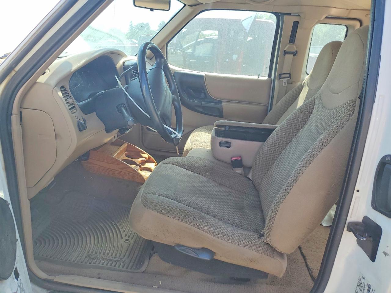 Ford Ranger Super Cab