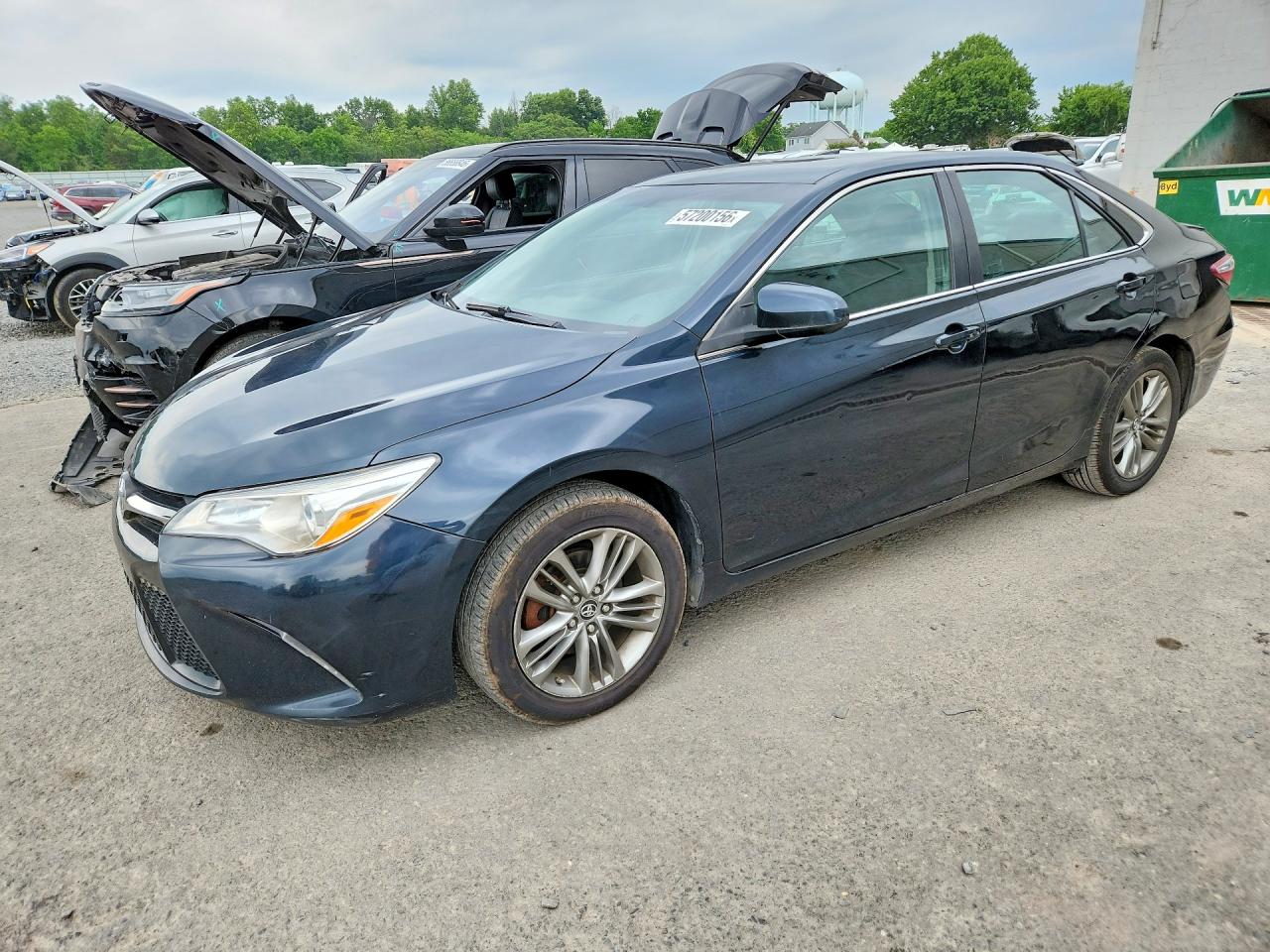 Salvage Toyota Camry Image