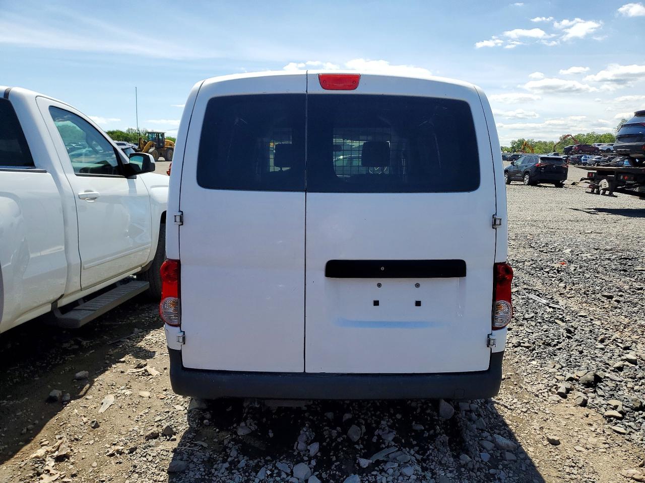 Nissan Nv S