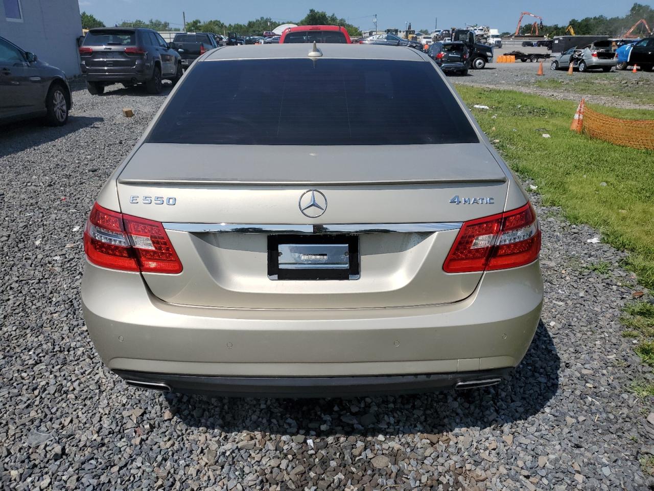Mercedes-Benz E-Class 550 4matic