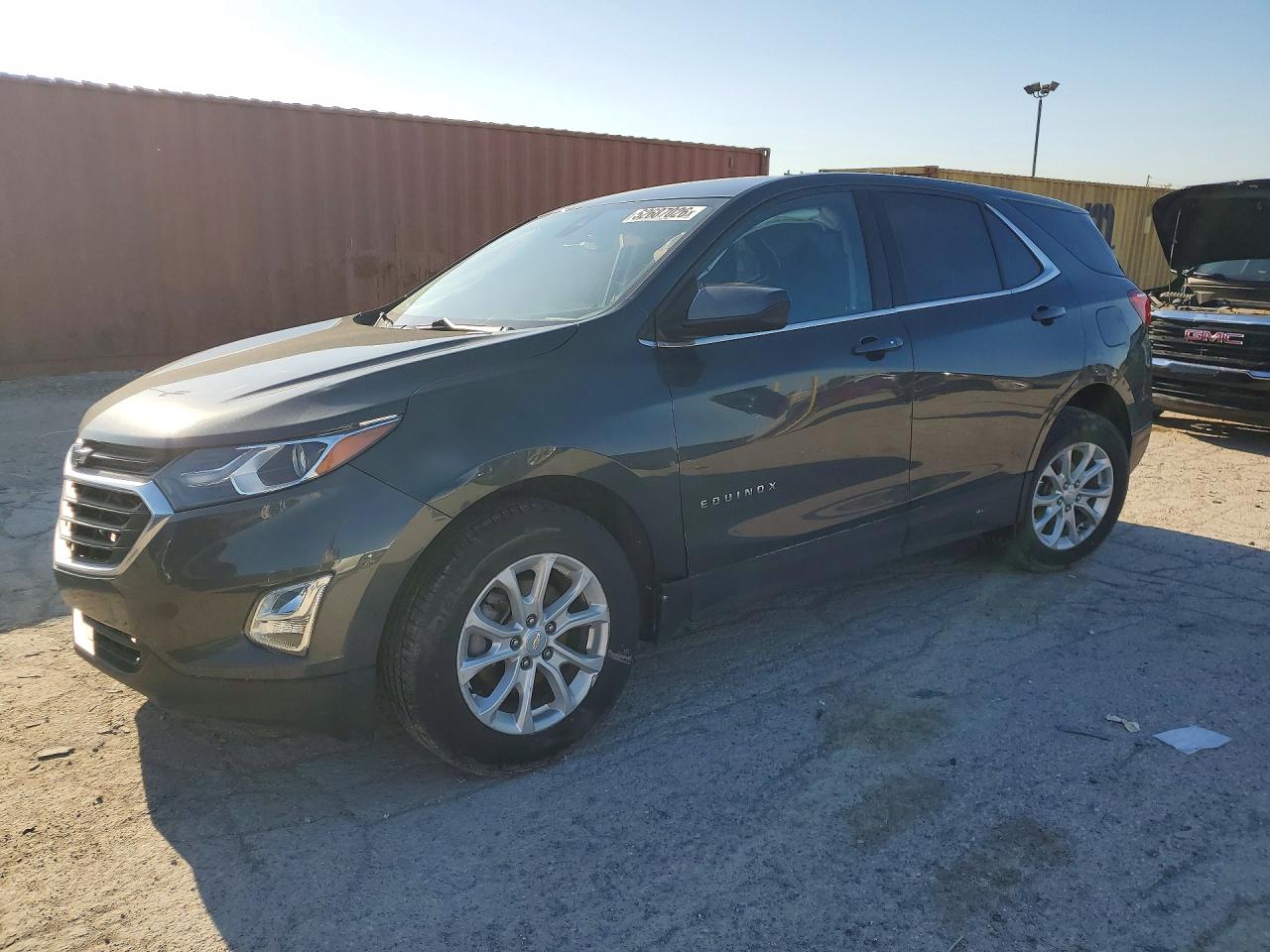 Salvage Chevrolet Equinox Image